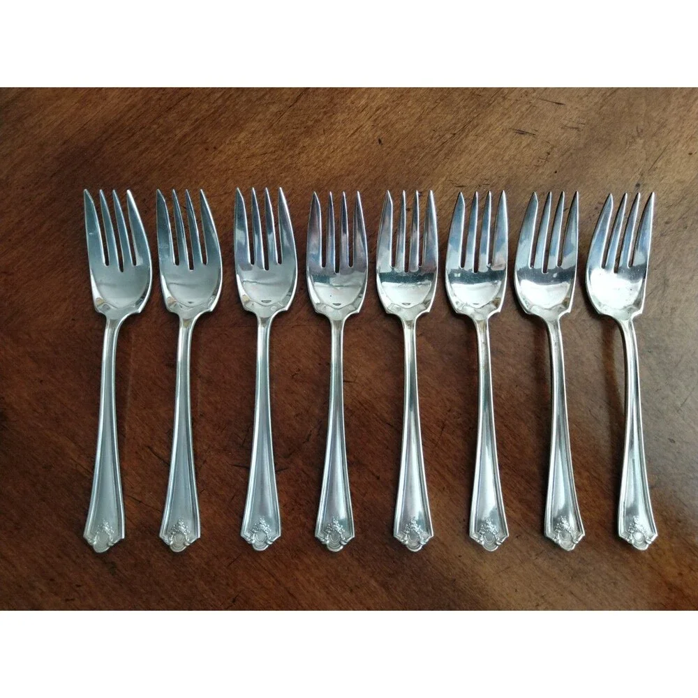 Lot of 8 Wm. Rogers Ashland Silverplate Salad Forks 1914 5.9